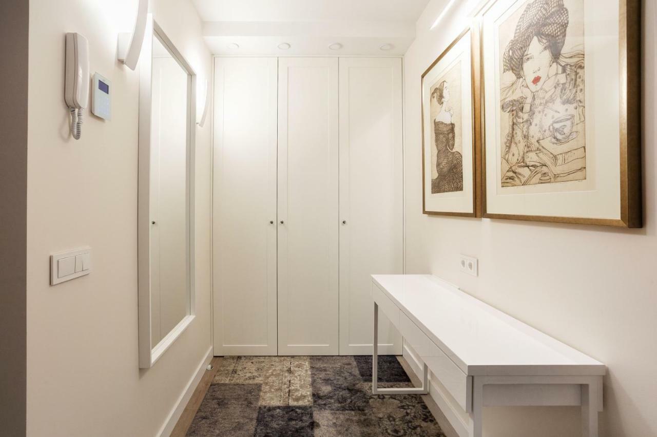 Luxury For Everyone - Hills Park Lux Apartments 1 วิลนีอุส ภายนอก รูปภาพ